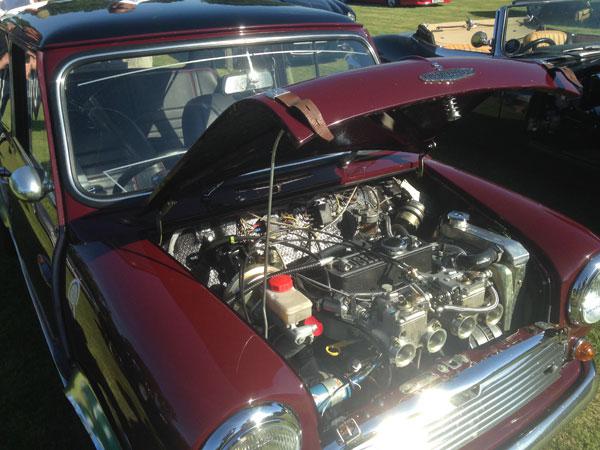 Transverse Engine with side mounted radiator on a Mini Cooper S